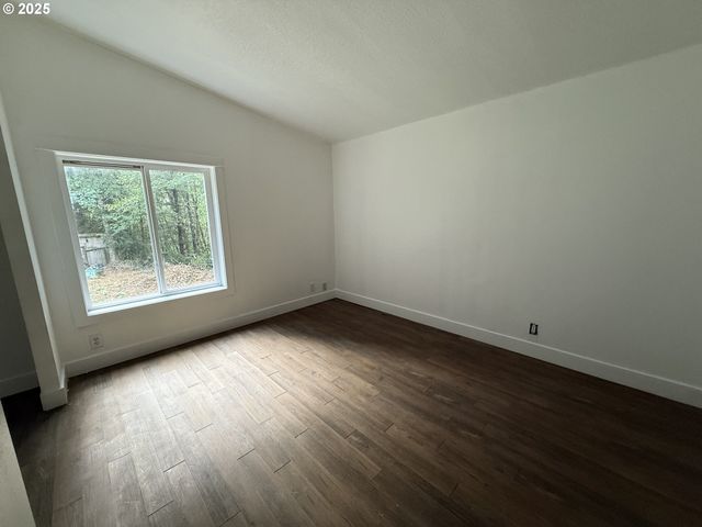 70407 SCHUMACHER Rd, Rainier, OR 97048