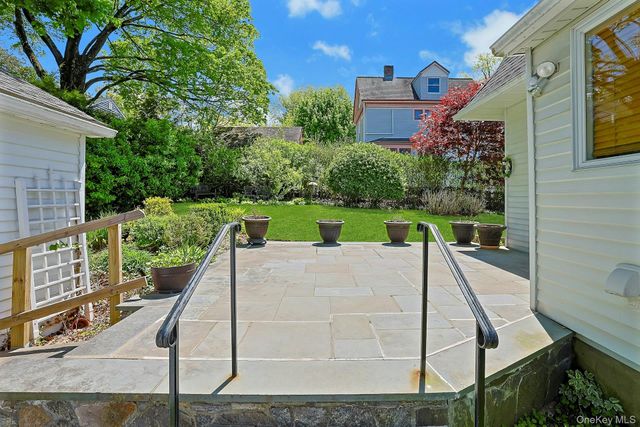 130 Madison Avenue, Valhalla, NY 10595
