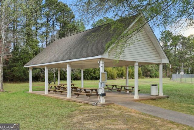 6367 Spring Lake Drive, Flowery Branch, GA 30542