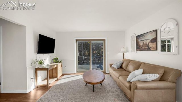 721 Sunnywood Place, Woodland Park, CO 80863