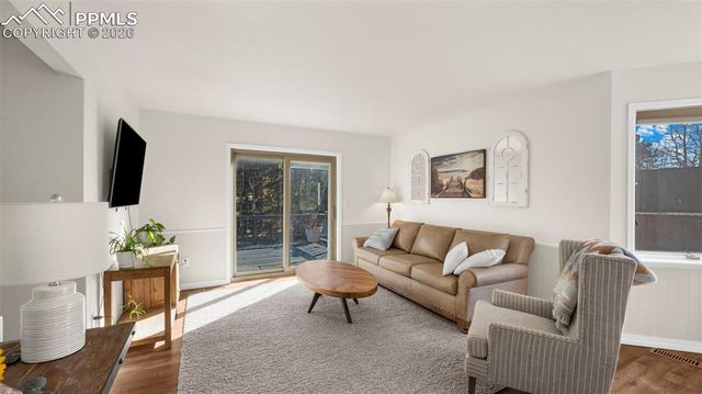 721 Sunnywood Place, Woodland Park, CO 80863