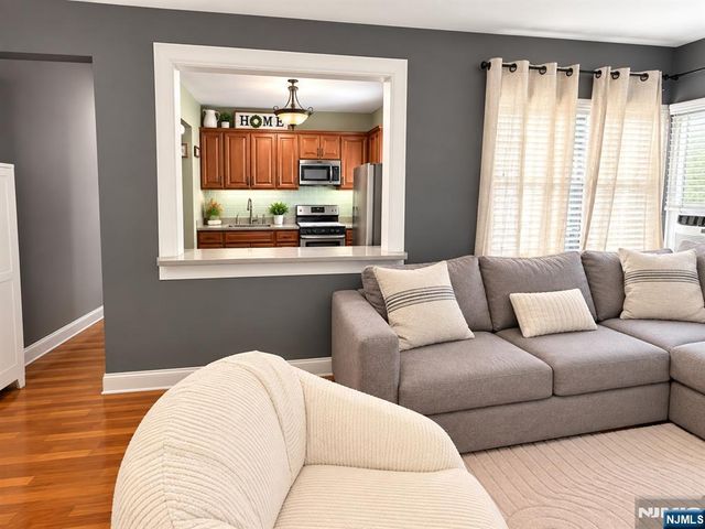 2337 Hudson Terrace E12, Fort Lee, NJ 07024