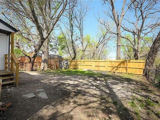 3202 E 21st Street, Kansas City, MO 64127