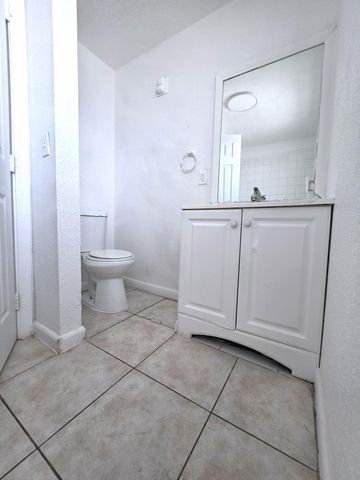 5631 NW 27th Court 5631, Lauderhill, FL 33313
