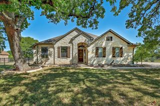 577 Shelf Rock RD, Driftwood, TX 78619