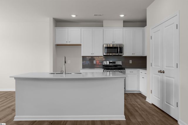 1603 Sundiata Street, Piedmont, SC 29673