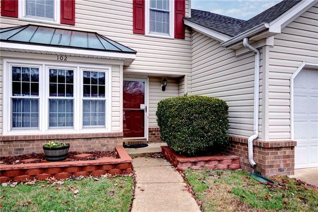 102 Penny LN, Yorktown, VA 23692