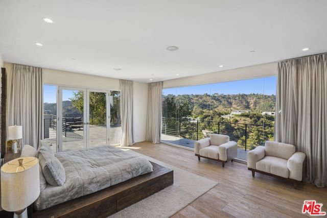 9716 Oak Pass Road, Beverly Hills, CA 90210