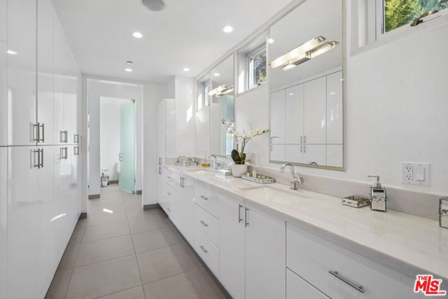 9716 Oak Pass Road, Beverly Hills, CA 90210