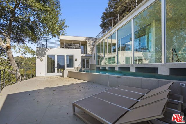 9716 Oak Pass Road, Beverly Hills, CA 90210