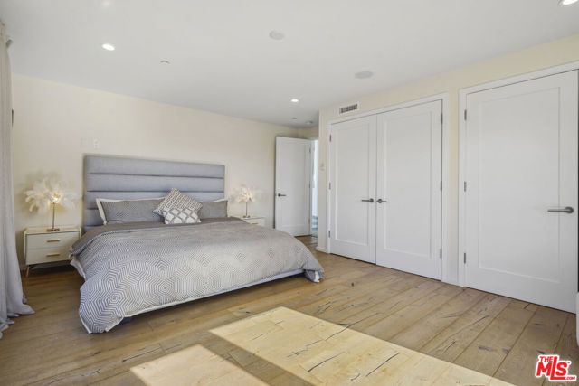 9716 Oak Pass Road, Beverly Hills, CA 90210