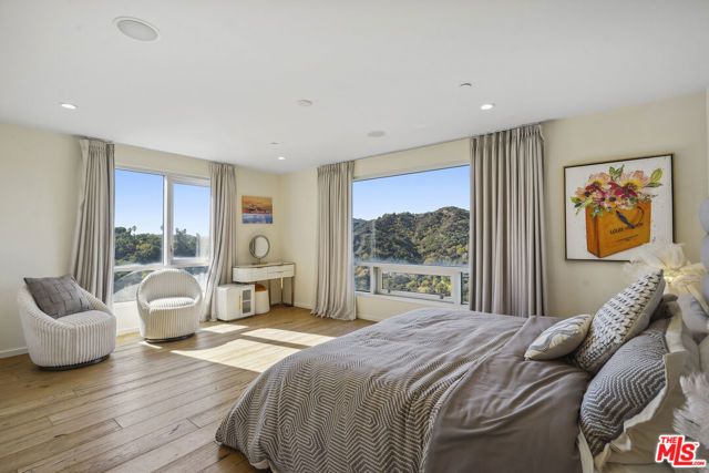 9716 Oak Pass Road, Beverly Hills, CA 90210