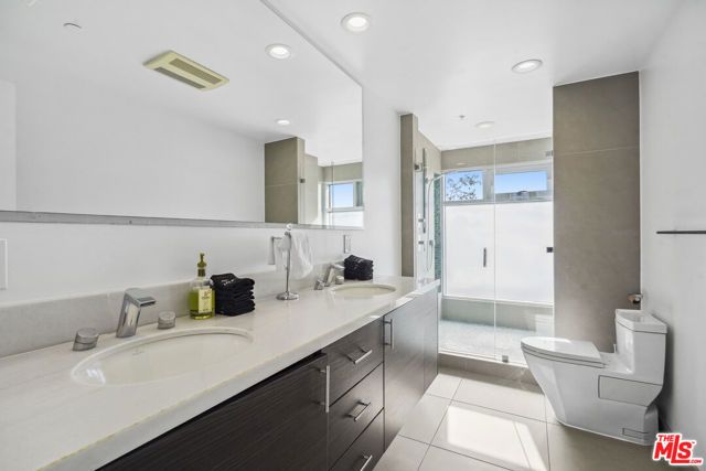 9716 Oak Pass Road, Beverly Hills, CA 90210