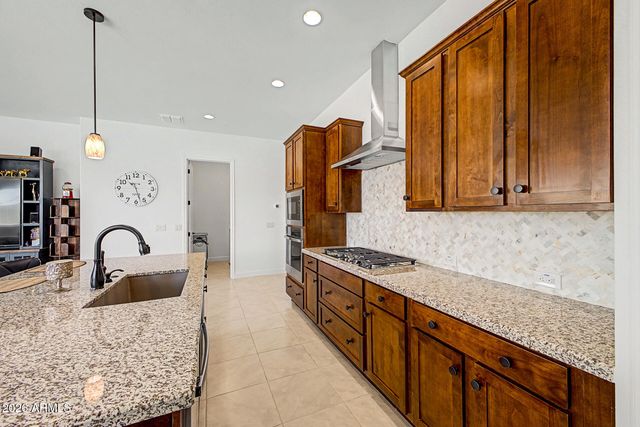 5514 N 194TH Lane, Litchfield Park, AZ 85340