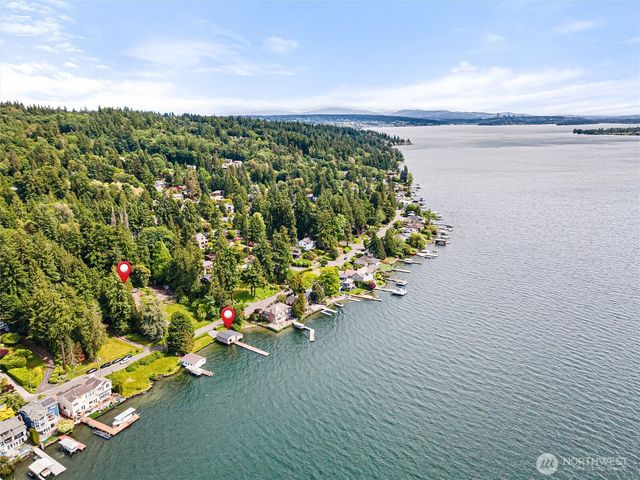 13117 Holmes Point Drive NE, Kirkland, WA 98034