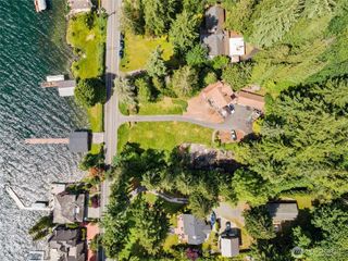 13117 Holmes Point Drive NE, Kirkland, WA 98034