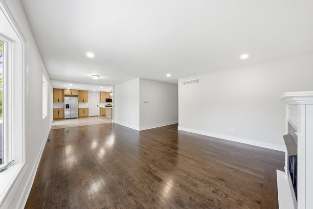 1271 Edmonds Avenue, New Lenox, IL 60451