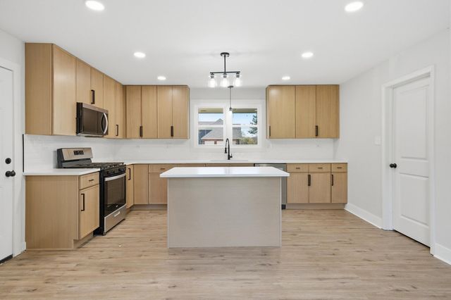1271 Edmonds Avenue, New Lenox, IL 60451