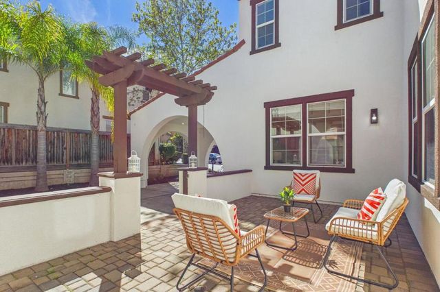 7656 Hackett Drive, Gilroy, CA 95020