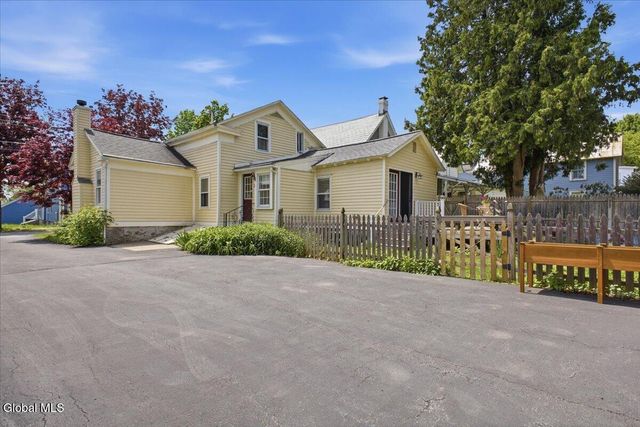 27 Marvin Street, Saratoga Springs, NY 12866