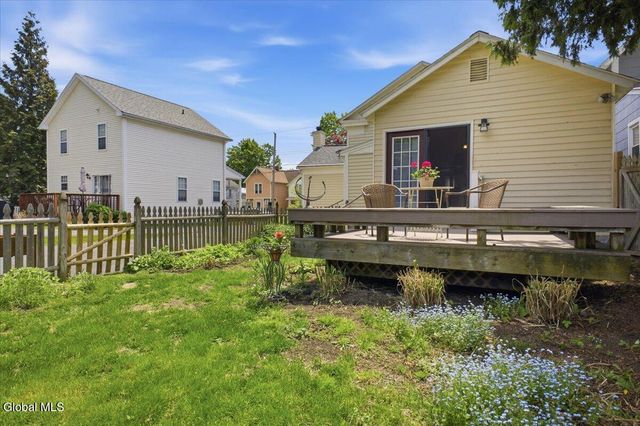27 Marvin Street, Saratoga Springs, NY 12866