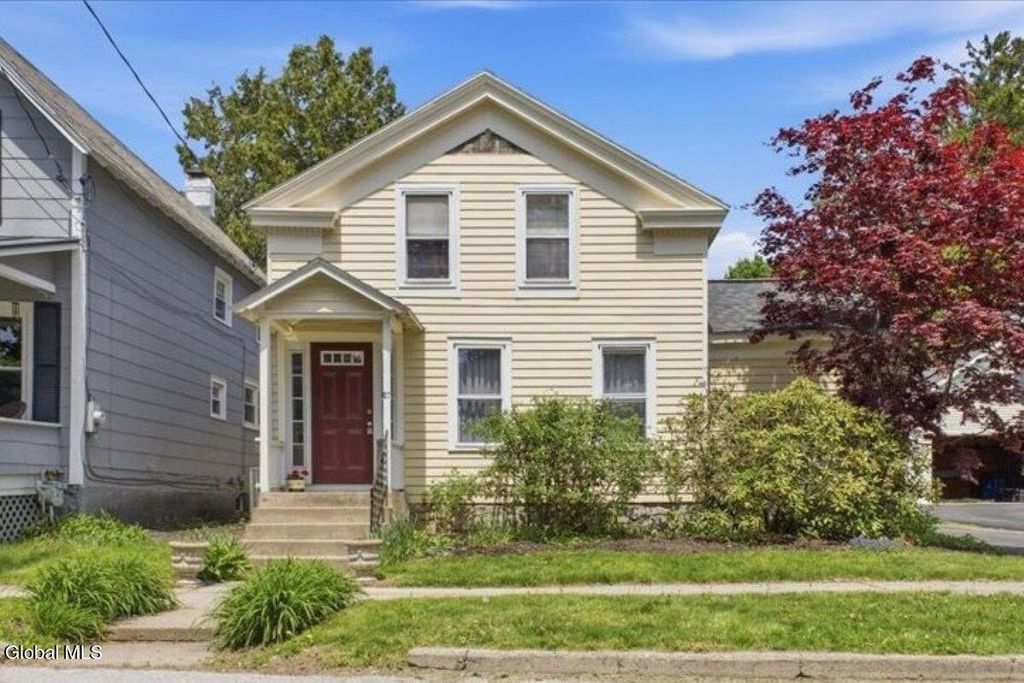 27 Marvin Street, Saratoga Springs, NY 12866