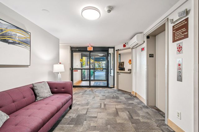 2601 Kenzie Terrace 217, Saint Anthony, MN 55418