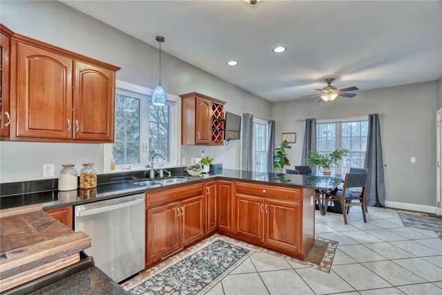 1272 State Road, Webster, NY 14580