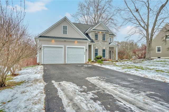 1272 State Road, Webster, NY 14580