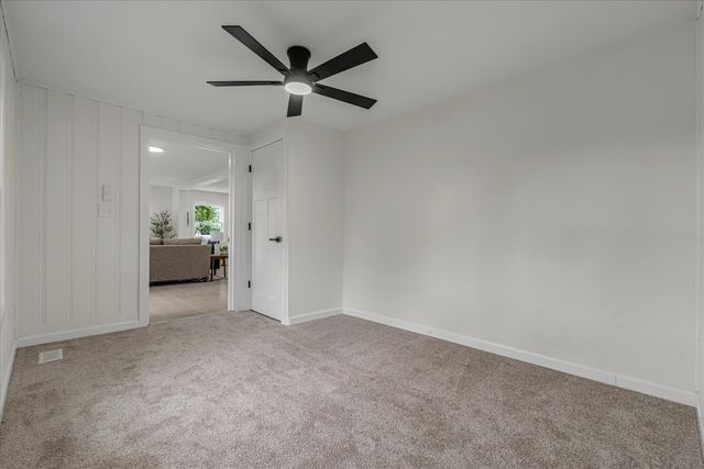 1219 Devils Glen Road, Bettendorf, IA 52722