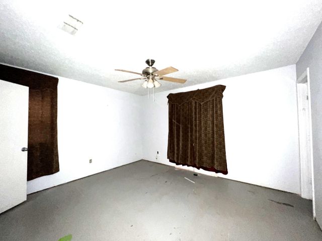 7807 Vernon Avenue, Lubbock, TX 79423
