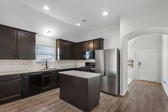 10010 Cottontail Court, Magnolia, TX 77354