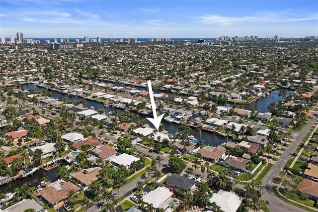200 SE 3rd St, Pompano Beach, FL 33060