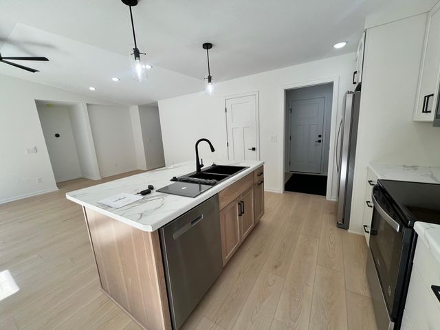 1426 Sunrise Avenue SE, Rochester, MN 55904