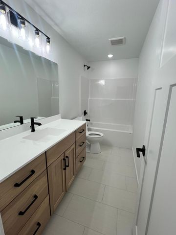 1426 Sunrise Avenue SE, Rochester, MN 55904