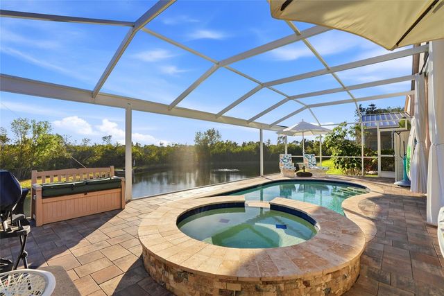 732 LIGHTHOUSE DRIVE, Tarpon Springs, FL 34689