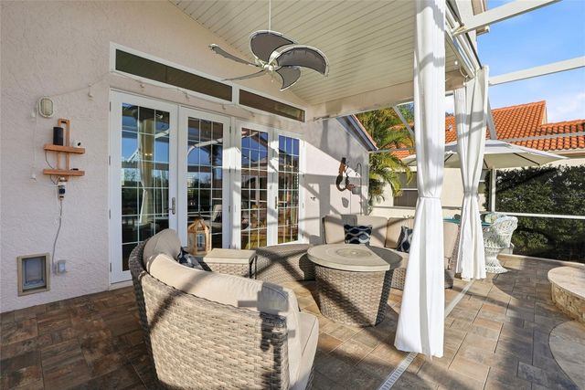 732 LIGHTHOUSE DRIVE, Tarpon Springs, FL 34689