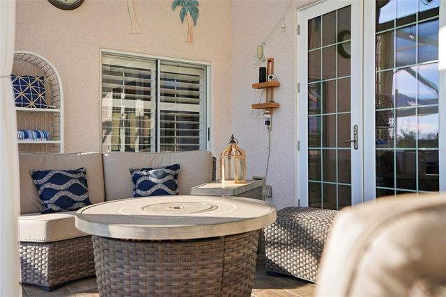 732 LIGHTHOUSE DRIVE, Tarpon Springs, FL 34689