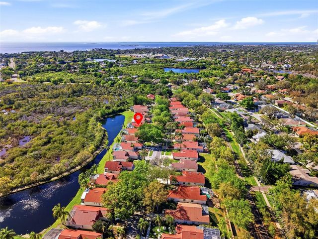 732 LIGHTHOUSE DRIVE, Tarpon Springs, FL 34689