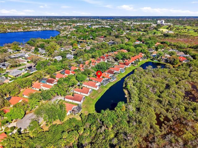 732 LIGHTHOUSE DRIVE, Tarpon Springs, FL 34689