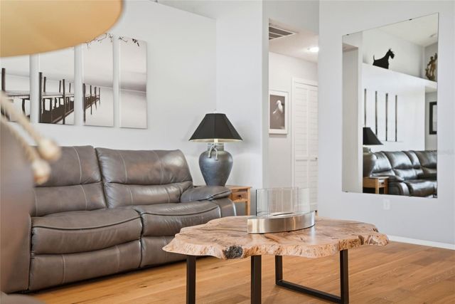 732 LIGHTHOUSE DRIVE, Tarpon Springs, FL 34689