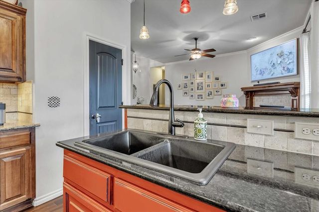 15925 POSITANO Drive, Edmond, OK 73013