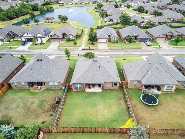 15925 POSITANO Drive, Edmond, OK 73013