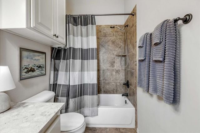 15925 POSITANO Drive, Edmond, OK 73013