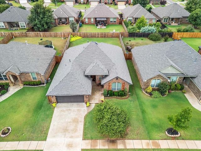 15925 POSITANO Drive, Edmond, OK 73013