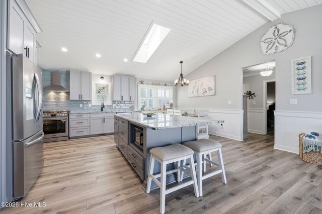 1023 1st Street, Holly Ridge, NC 28445