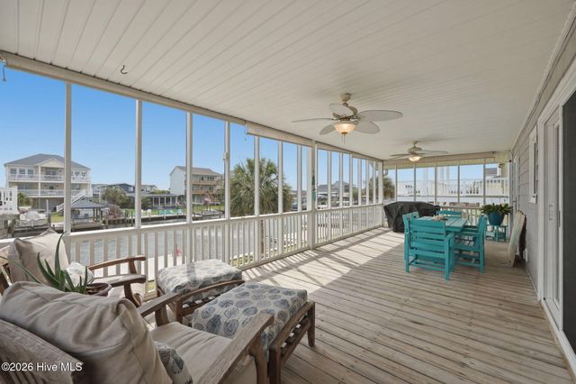 1023 1st Street, Holly Ridge, NC 28445