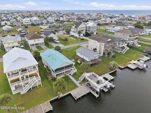 1023 1st Street, Holly Ridge, NC 28445