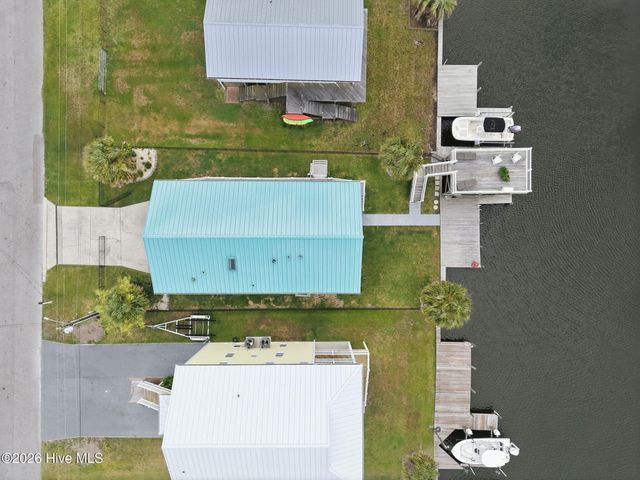 1023 1st Street, Holly Ridge, NC 28445
