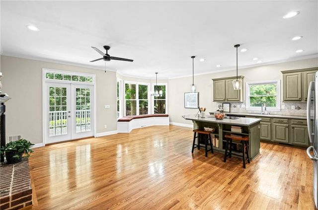 707 Inverness Way, Canton, GA 30115